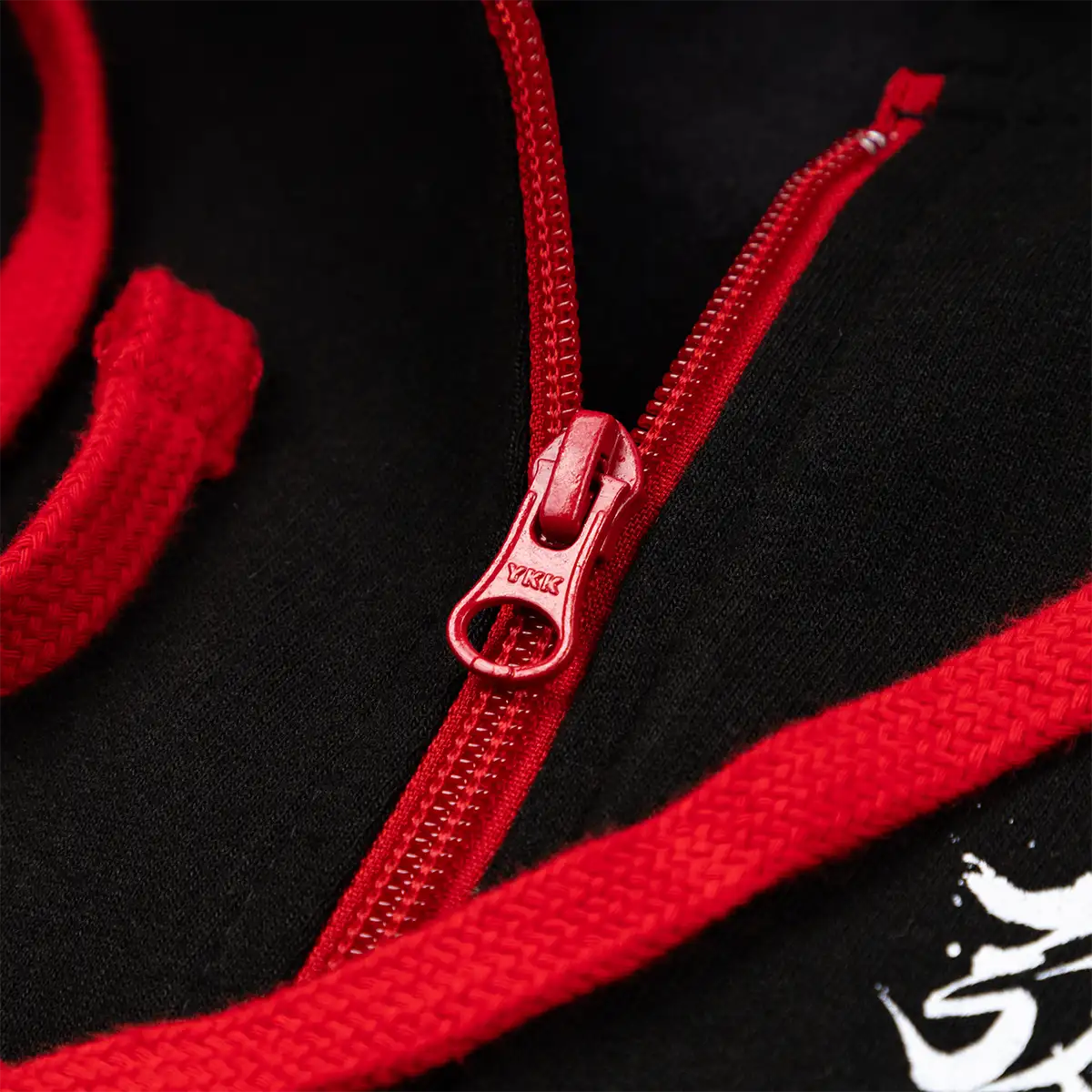 Assassin's Creed Shadows Zipper Hoodie “black/red” XXL Assassin's Creed Shadows Zipper Hoodie “black/red” XXL