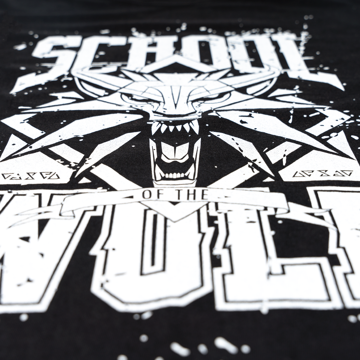 The Witcher T-Shirt "School of the Wolf" Black XL The Witcher T-Shirt "School of the Wolf" Black XL