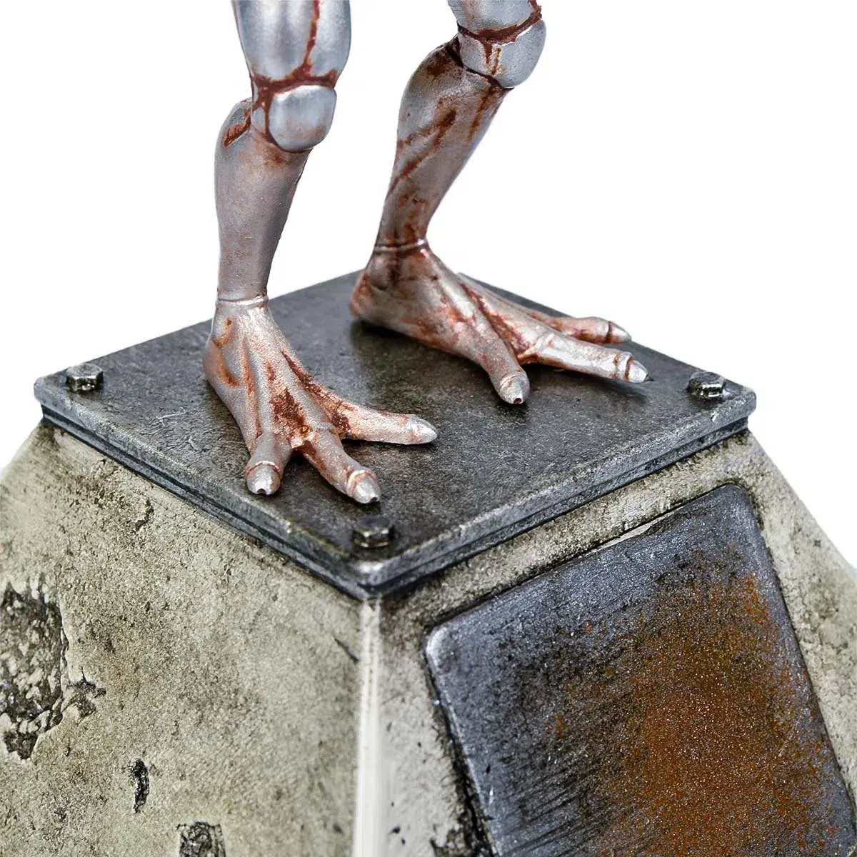 1071607-fallout-statue-mothman-detail4 Fallout Statue "Mothman"