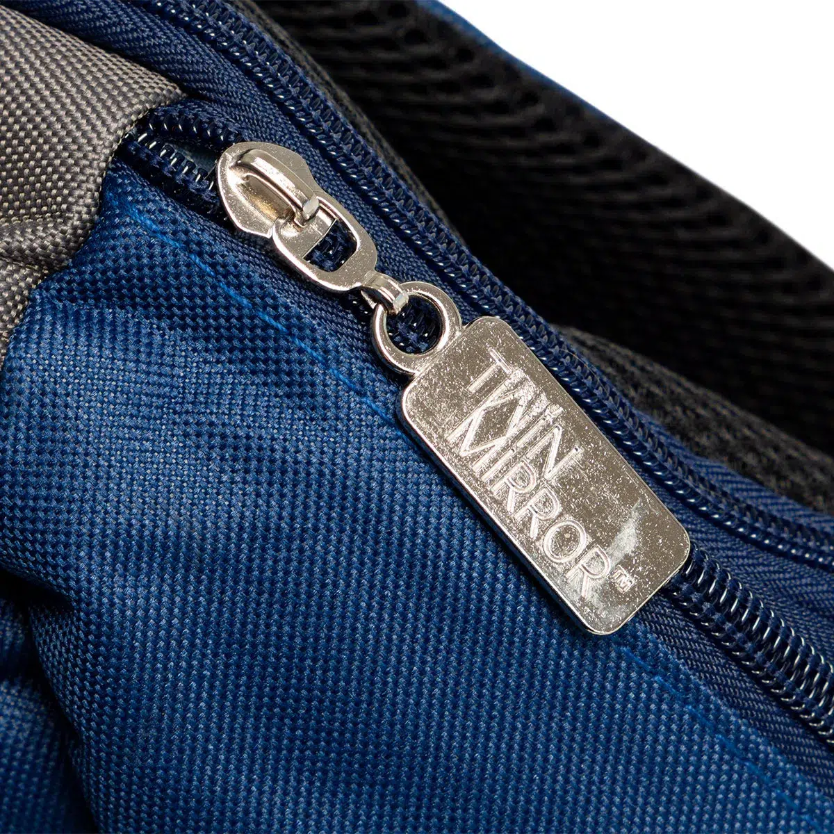 1062425_TwinMirror_Backpack_Zipper Twin Mirror Backpack